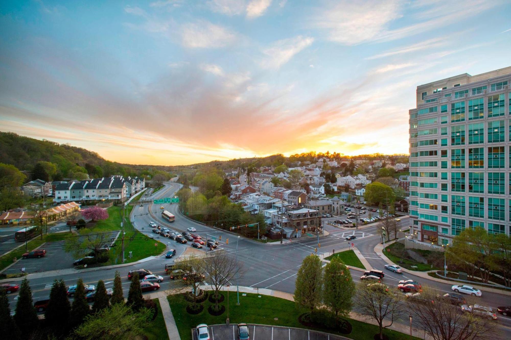 Отель Marriott Philadelphia West West Conshohocken Экстерьер фото