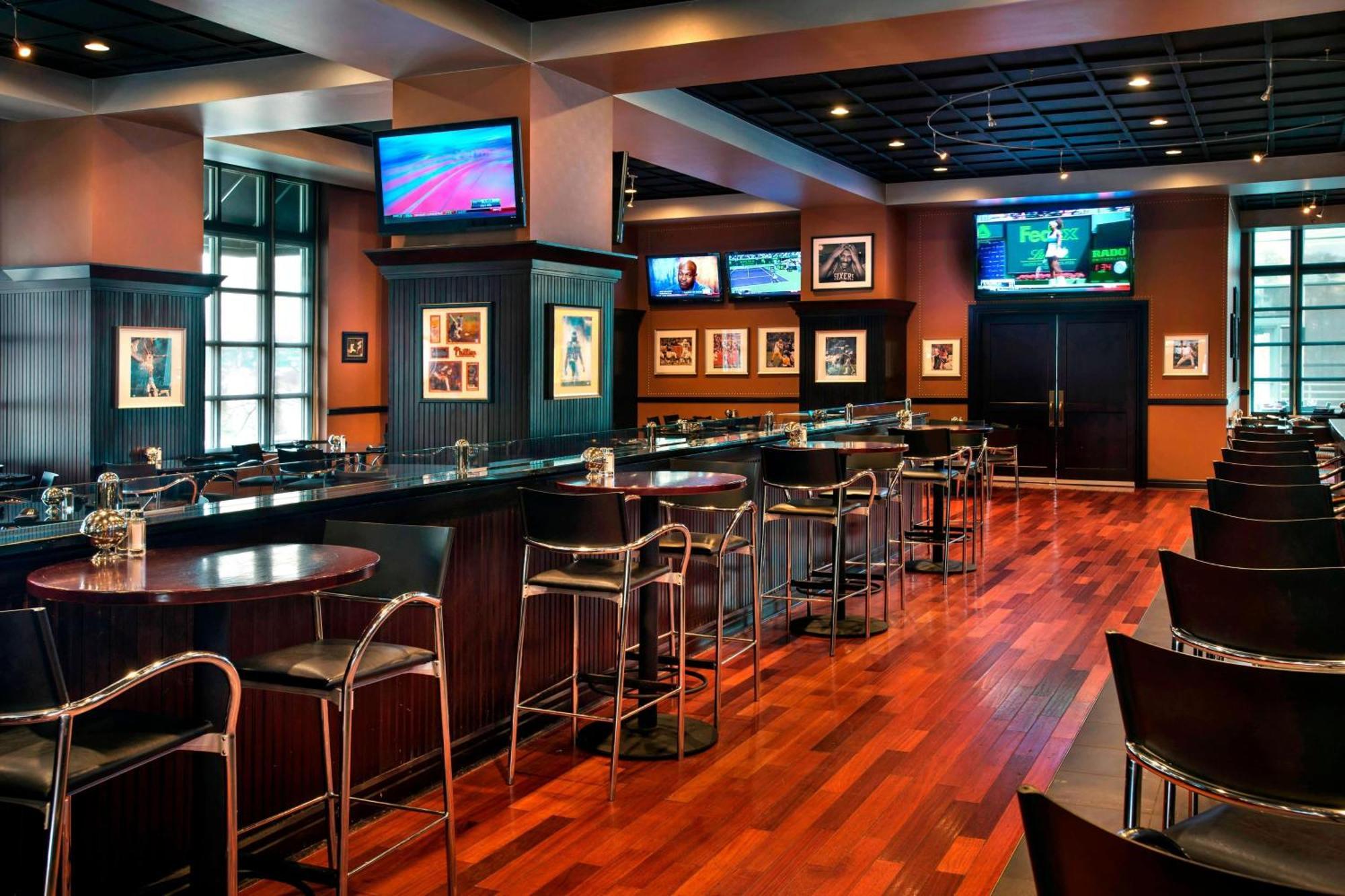 Отель Marriott Philadelphia West West Conshohocken Экстерьер фото